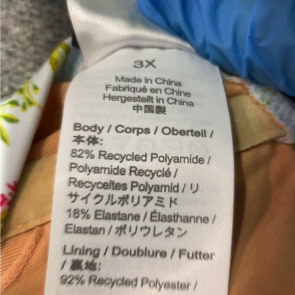 NWT J. Crew Knot Bandeau Bikini Top in Cloud Meadow Floral Print - Picture 4 of 4